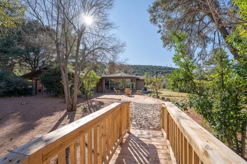 Brand New 2 Bed/2.5 Bath Renovation, Centrally Located in Sedona - 5つ星