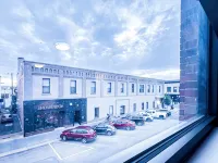 Incredible Downtown Apartment W/ Views & Desk @ the Virginia Grand -Downtown IF - アパートメント