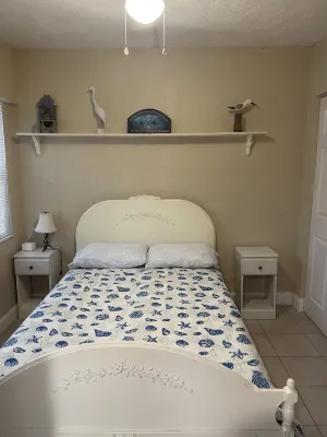 Ocean Front with Patio and Private Beach Access - 3 estrellas