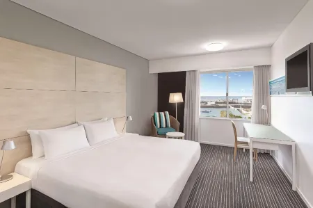 Vibe Hotel Darwin Waterfront