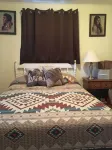 Crooked Creek Ranch Farmhouse - Homestays