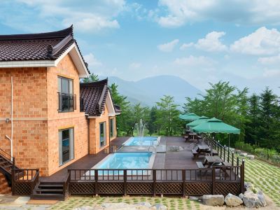 Sancheong Haneulbithosu Pension