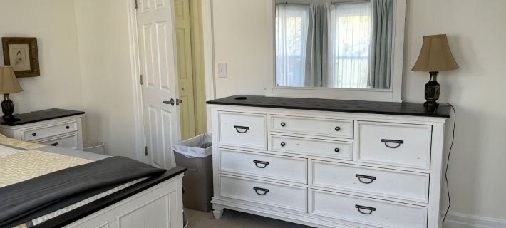 Charming Urban OasisConveniently located on a small historic street. Ξενοδοχεία στην πόλη Buffalo
