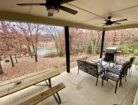 Cozy and Relaxing Lake House close to Lake of the Arbuckles - Wifi