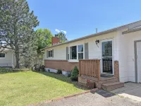 3BR Mountain Views! Family / Pet Friendly + Pool Table - 15 min to AFA - Wifi