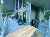 BEARADISE CABIN AT NANTAHALA LAKE  3-BEDROOMS 2-BATH SLEEPS 10 PEOPLE - Chalets