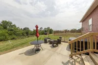 The Little Red Schoolhouse - Homestays