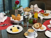 Ramada by Wyndham Continental Jeddah - Breakfast