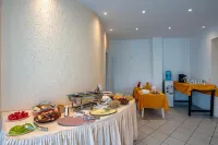 Anamar Skiathos Hotel - Breakfast