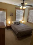 Buffalo Valley - Spacious Condo w/ 1 king bed and 2 queen beds - 3-Star