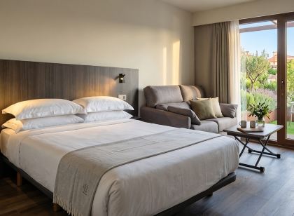 Apartahotel Prada Somió