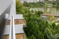 Wanglumen Urban Vacation Apartment (Nanhu) - Mountain view