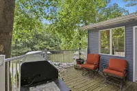 Osage Highlands Hideaway w/ Dock, Kayaks & Cove - 3-Star