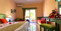 Silver Beach Hotel - 3-Sterne