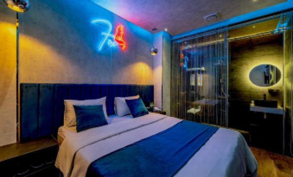 Midas Hotel