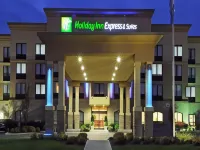 Holiday Inn Express & Suites Belleville