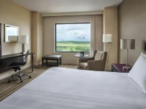 Hyatt Regency Pittsburgh Intl Airport Hotels in Pittsburgh