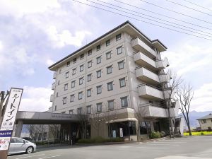 Hotel Route-Inn Court Yamanashi