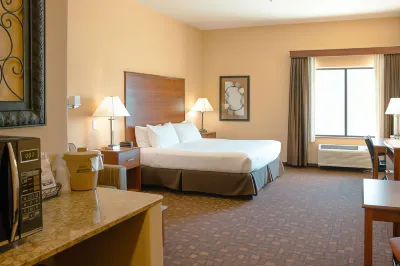 Grand Forks Lodge and Suites