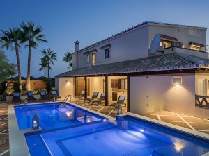 The Residence by the Beach House Marbella