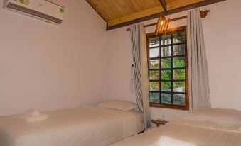 Phu Quoc Valley Sen Bungalow