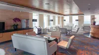 JS Luwansa Hotel & Convention Center - Bar