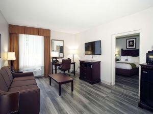 Best Western Paramus Hotel  Suites