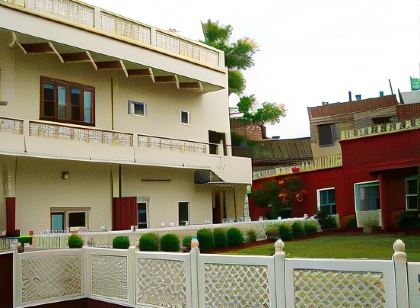 Hotel Sugandh Retreat Jaipur