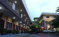 Gumilang Hotel Hotel dekat Curug Aren, Sentul Forest Club
