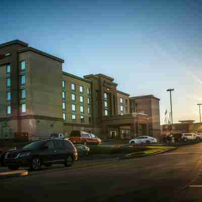 Hampton Inn & Suites by Hilton St. John's Airport Hotel Exterior