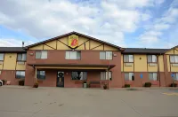 Super 8 by Wyndham Warrenton Hôtels à : Warrenton