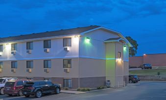 Super 8 by Wyndham Omaha NE