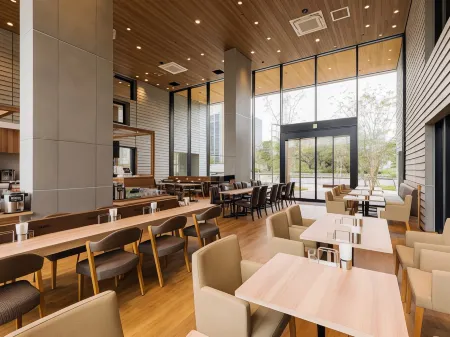 JR East Hotel Mets Premier Tokyo Bay Shinkiba Отели рядом с достопримечательностью «Daigofukuryumaru Museum»