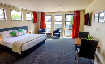 Coleraine Suites & Apartments