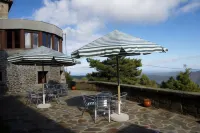 Casa de São Lourenço - Burel Panorama Hotel - Member of Design Hotels Hotels near Viveiro das Trutas