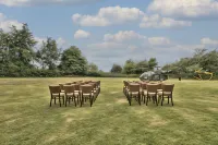 The Vines Hotel Hotels in Lechlade
