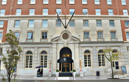 Renaissance Albany Hotel