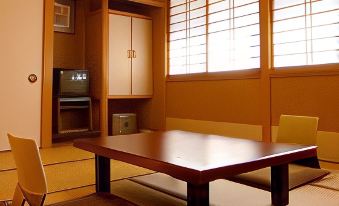 Mikiya Ryokan