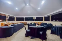 RedDoorz Premium @ Griya Inkoppabri Cisarua Puncak