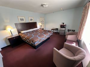 AmeriVu Inn & Suites - St Croix Falls