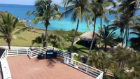 Hotel El Quemaito - Luxury Oceanfront Retreat Hotels in Municipio de La Ciénaga