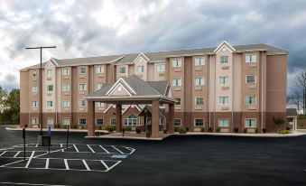 Microtel Inn & Suites by Wyndham St Clairsville/Wheeling