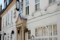 Swan Hotel by Greene King Inns Hotels in Holybourne