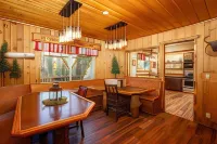 Arrowhead Pine Rose Cabins Hotels in Crestline