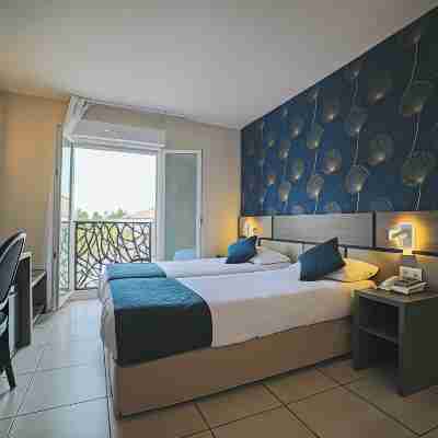 Holidays & Work Hotel Rooms