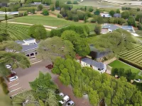 Le Pommier Wine Estate