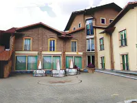 HOTEL CASCINA SPERANZA Hotel in zona Centro Commerciale La Filanda