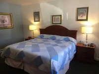 Holiday Lodge Hotels in Grass Valley