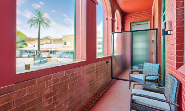 1. 메리디안 호텔..