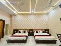 Hotel Amar Vilas Hotels near Bharatpur Junction
